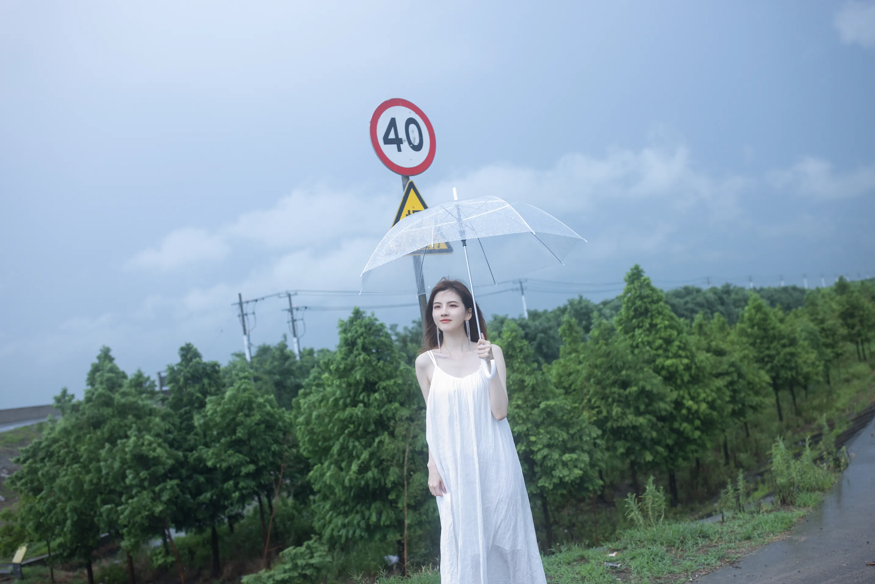 [YITUYU] 2022.12.10 Vol.2647 – Girl after the Rain DtifaDing Xiaoni#[24P]-1