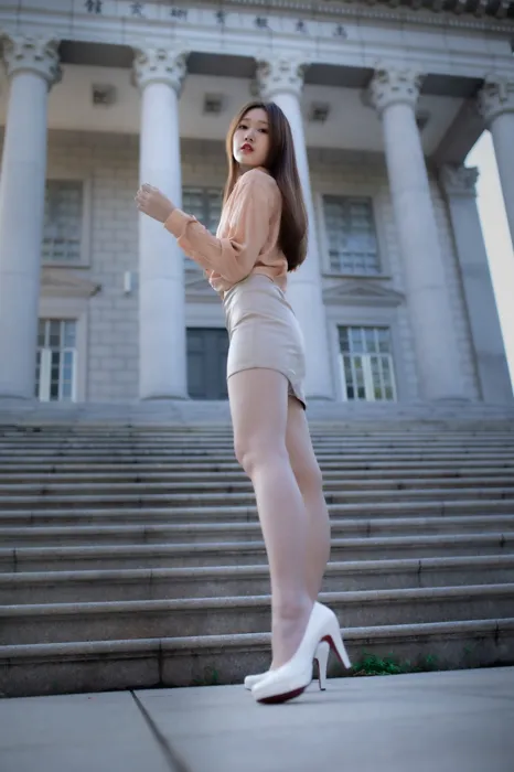 [Mzsock] NO.068 Liu Meiyun short skirt high heels beautiful legs outdoor shot street photography#[45P]-8