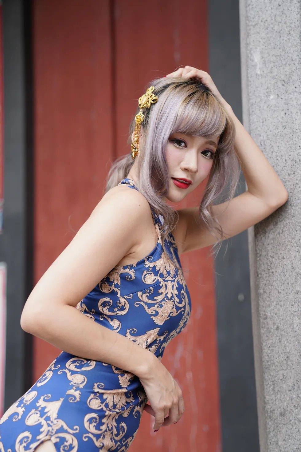 [Mzsock] NO.149 Xue Kaiyun blue flower short cheongsam with high heels and beautiful legs street photography#[105P]-9