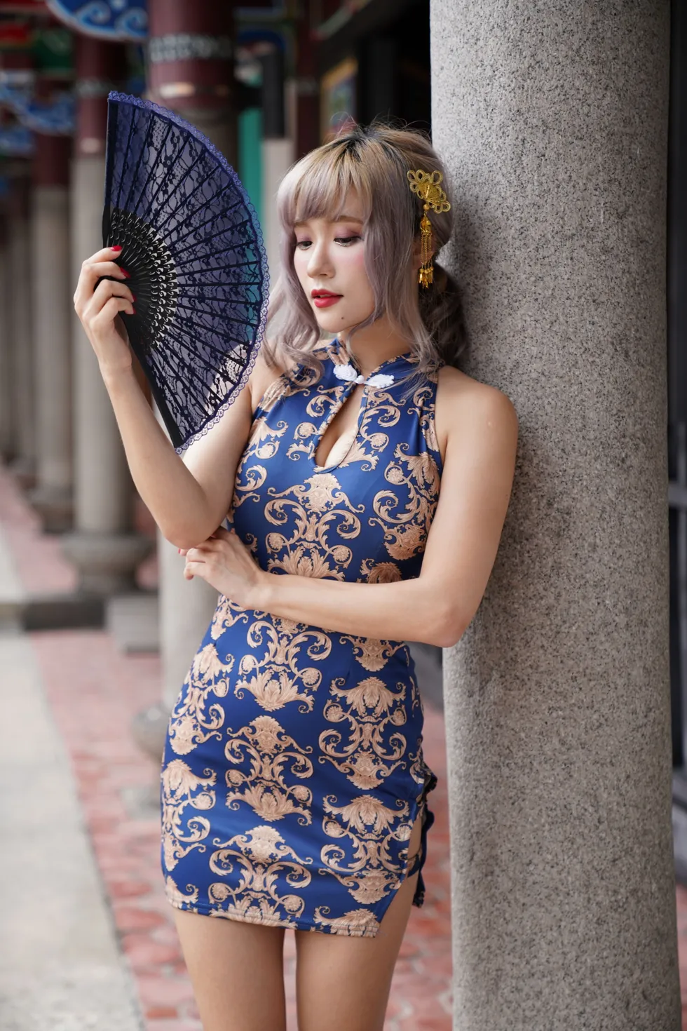 [Mzsock] NO.149 Xue Kaiyun blue flower short cheongsam with high heels and beautiful legs street photography#[105P]-6