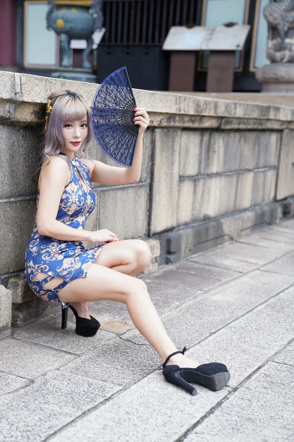 [Mzsock] NO.149 Xue Kaiyun blue flower short cheongsam with high heels and beautiful legs street photography#[105P]-6