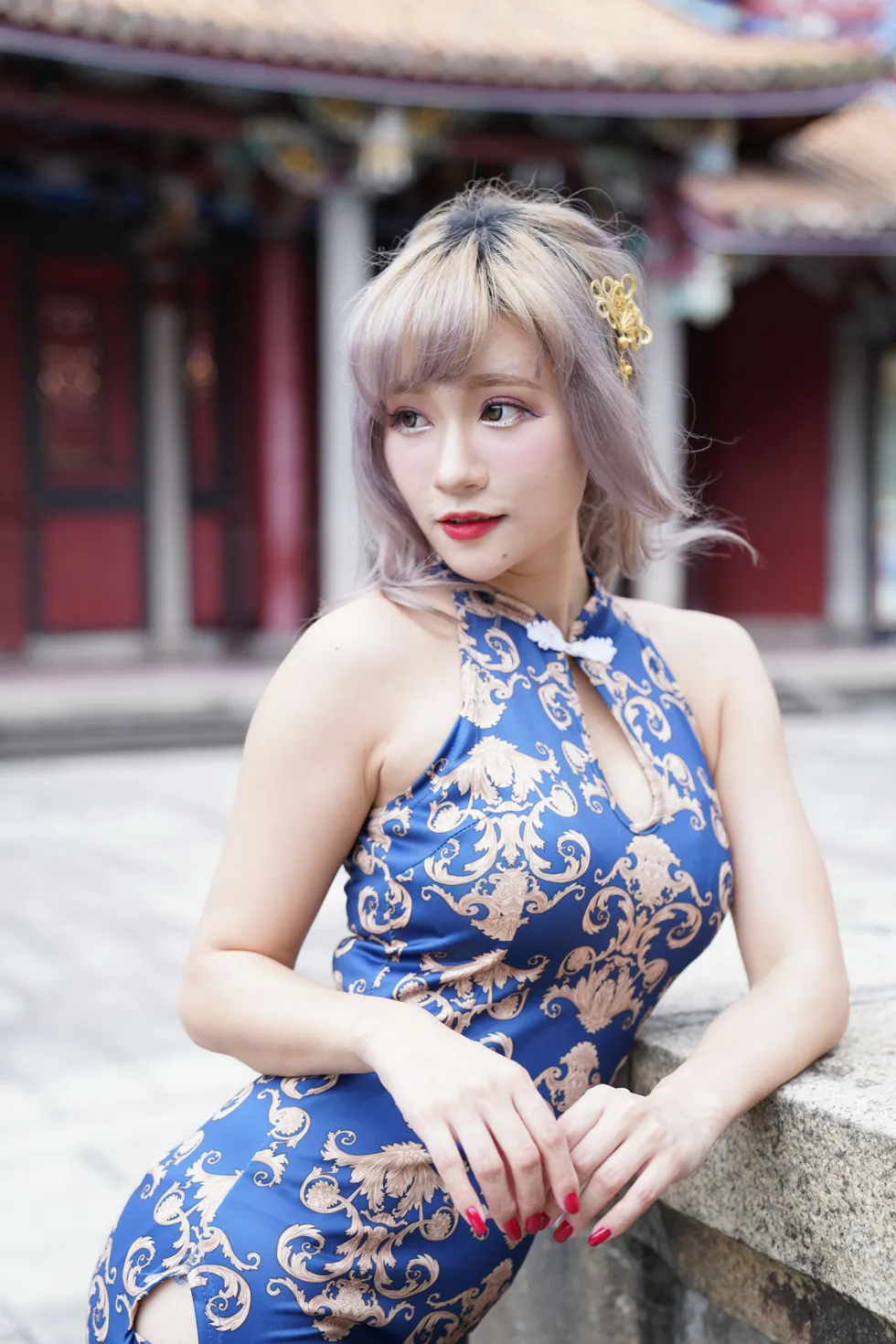 [Mzsock] NO.149 Xue Kaiyun blue flower short cheongsam with high heels and beautiful legs street photography#[105P]-8