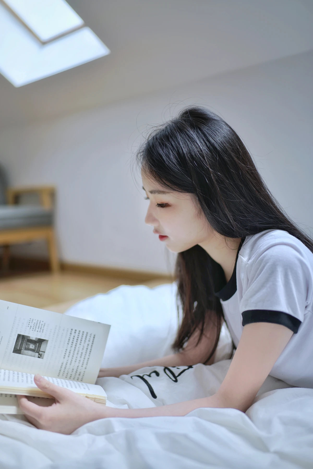 [YITUYU] 2022.12.29 Vol.2785 – Plain White in the Attic Xiaojing#[26P]-4