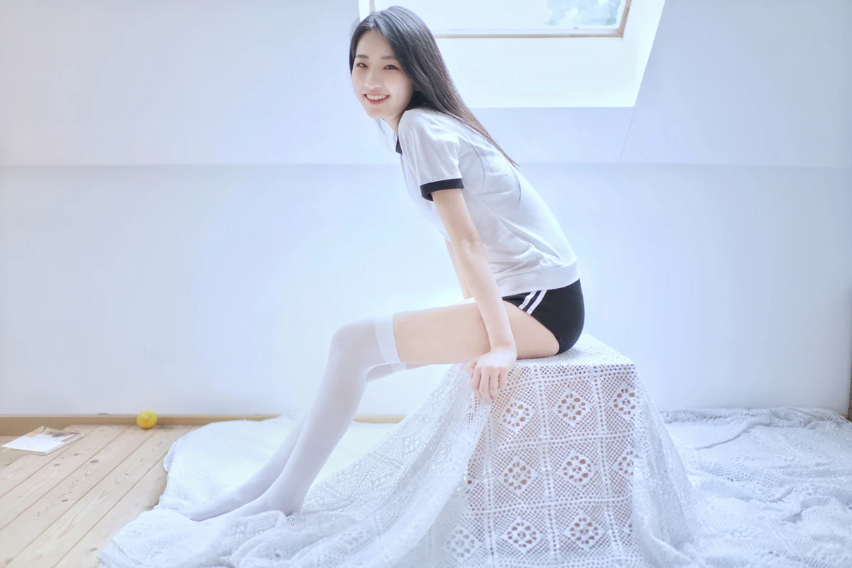 [YITUYU] 2022.12.29 Vol.2785 – Plain White in the Attic Xiaojing#[26P]-6