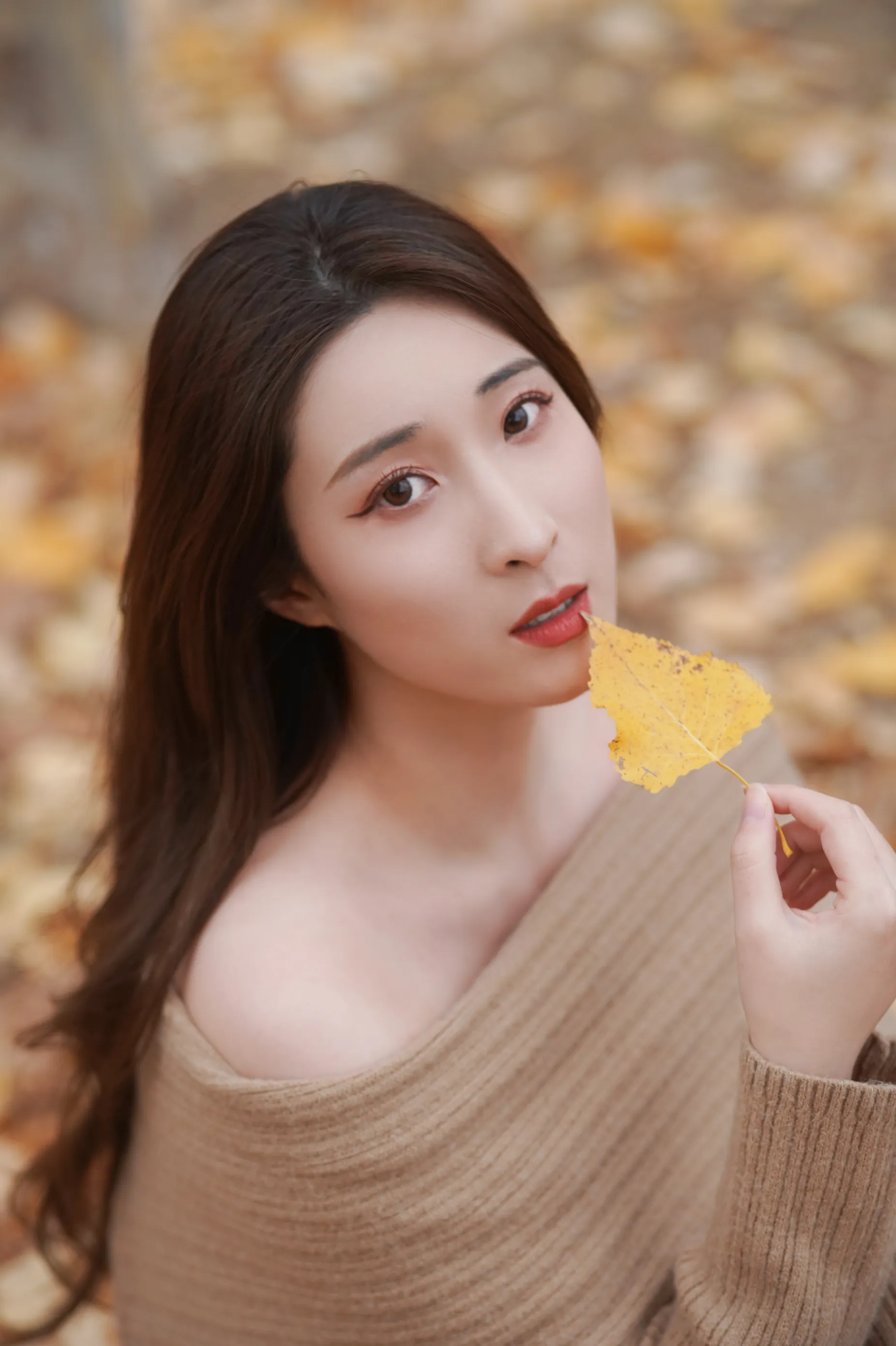 [YITUYU] 2022.12.10 Vol.2646 – Falling Leaves Know Autumn Ayin#[26P]-3