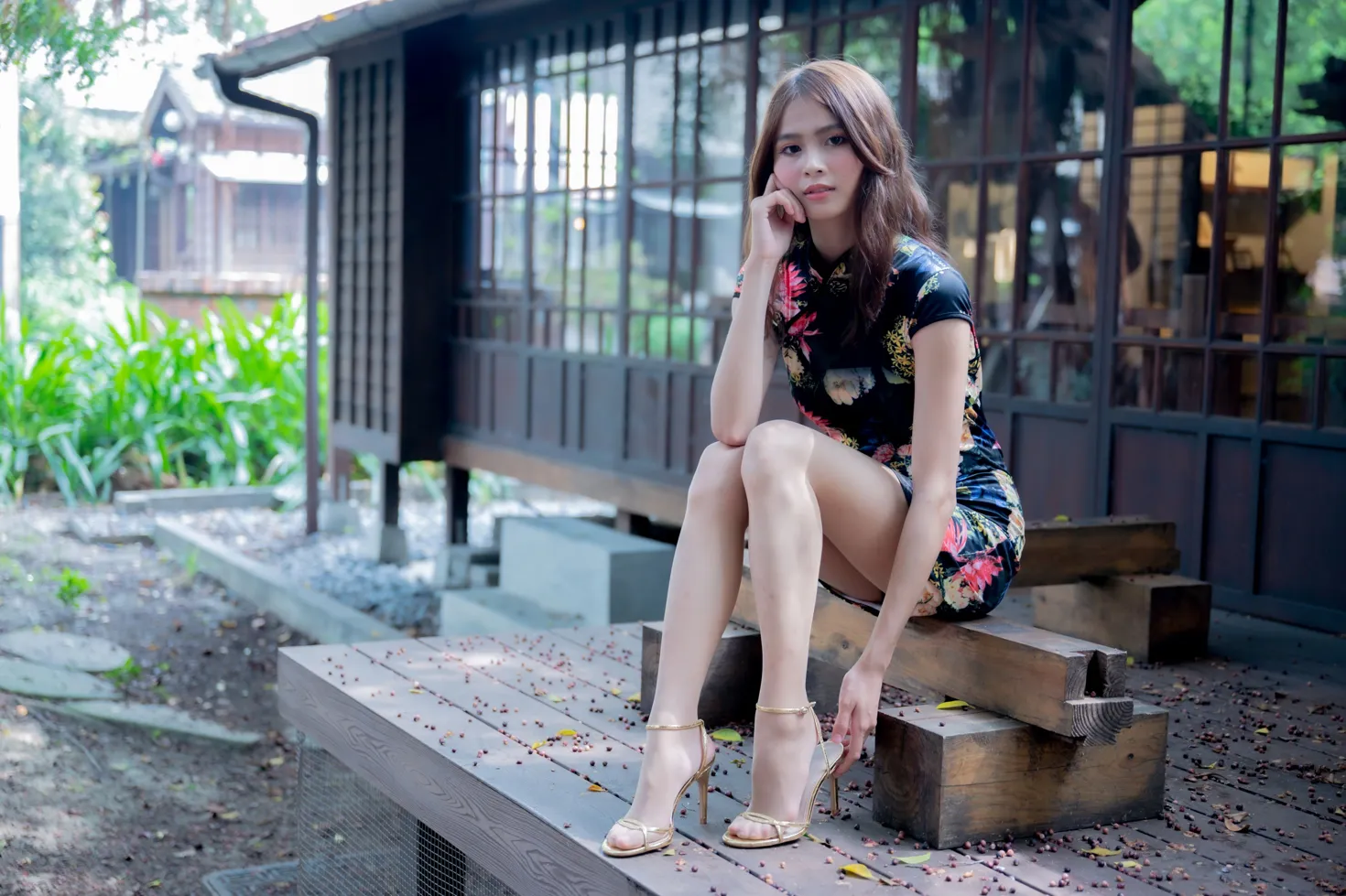 [Mzsock] NO.202 He Jiaxin black flower short cheongsam stockings high heels beautiful legs street photography#[97P]-6