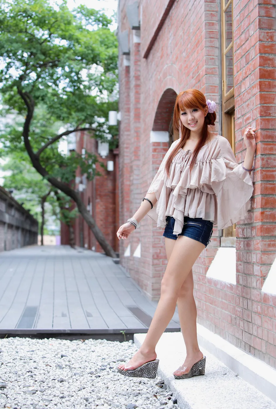 [Mzsock] NO.210 Xiaowen off-shoulder denim shorts cool and beautiful legs street photography#[80P]-8