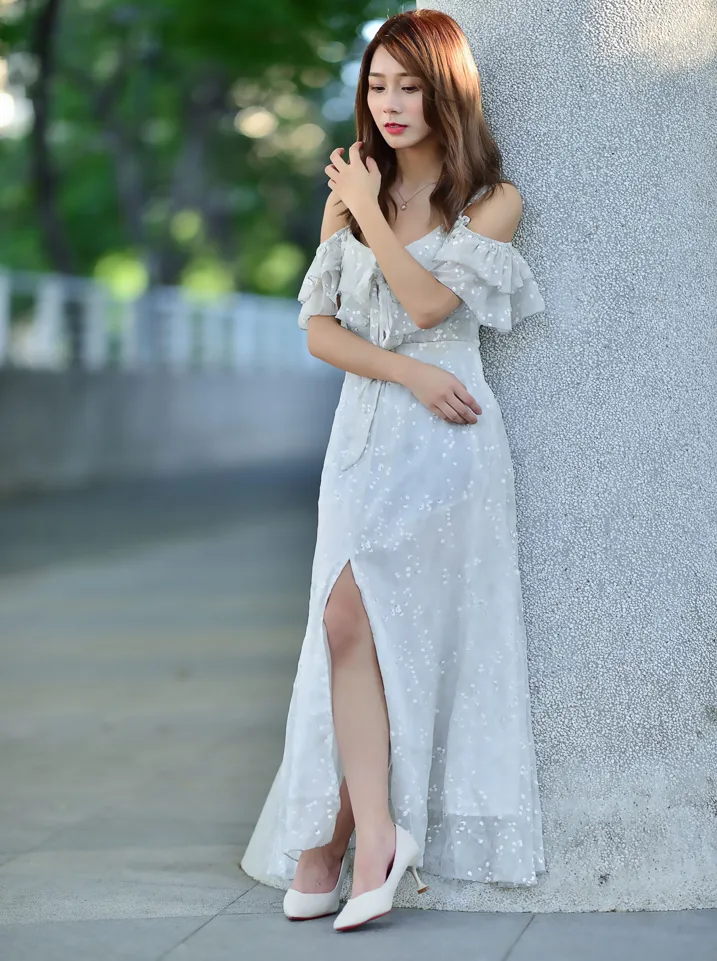 [Mzsock] NO.200 vivi Cao Yuanyuan suspender high-slit long skirt with high heels and beautiful legs street photography#[105P]-10