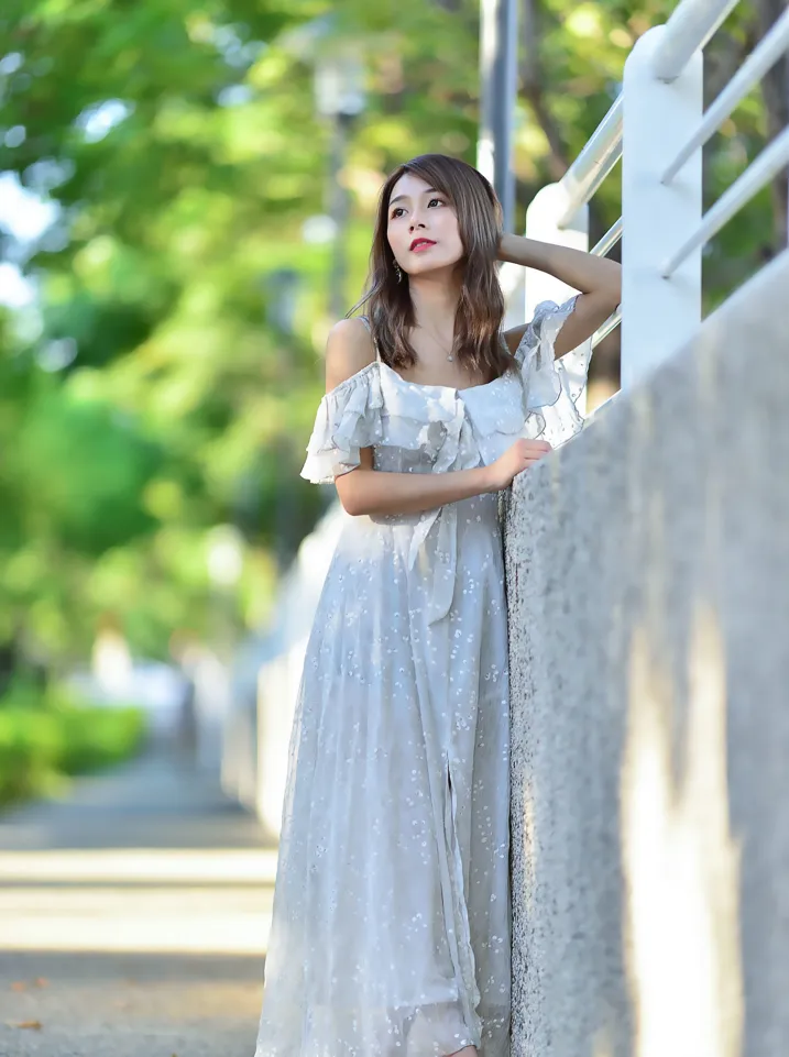 [Mzsock] NO.200 vivi Cao Yuanyuan suspender high-slit long skirt with high heels and beautiful legs street photography#[105P]-7