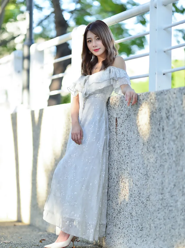 [Mzsock] NO.200 vivi Cao Yuanyuan suspender high-slit long skirt with high heels and beautiful legs street photography#[105P]-2