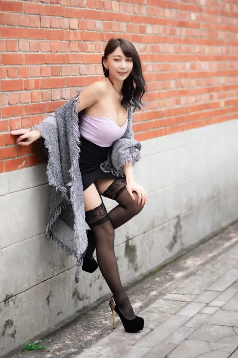 [Mzsock] NO.085 Mi Meng high heels and beautiful legs outdoor shot street photography#[58P]-1