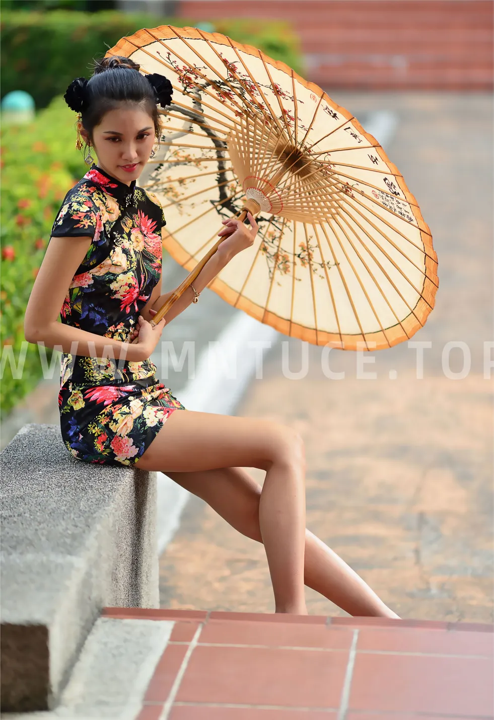 [Mzsock] NO.191 Chen Mengxin short cheongsam high heels beautiful legs street photography#[100P]-5