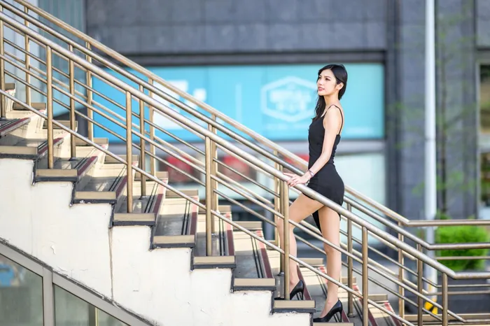 [Mzsock] NO.226 Bao Stockings and High Heels Beautiful Legs Outdoor Shot 2 street photography#[99P]-3