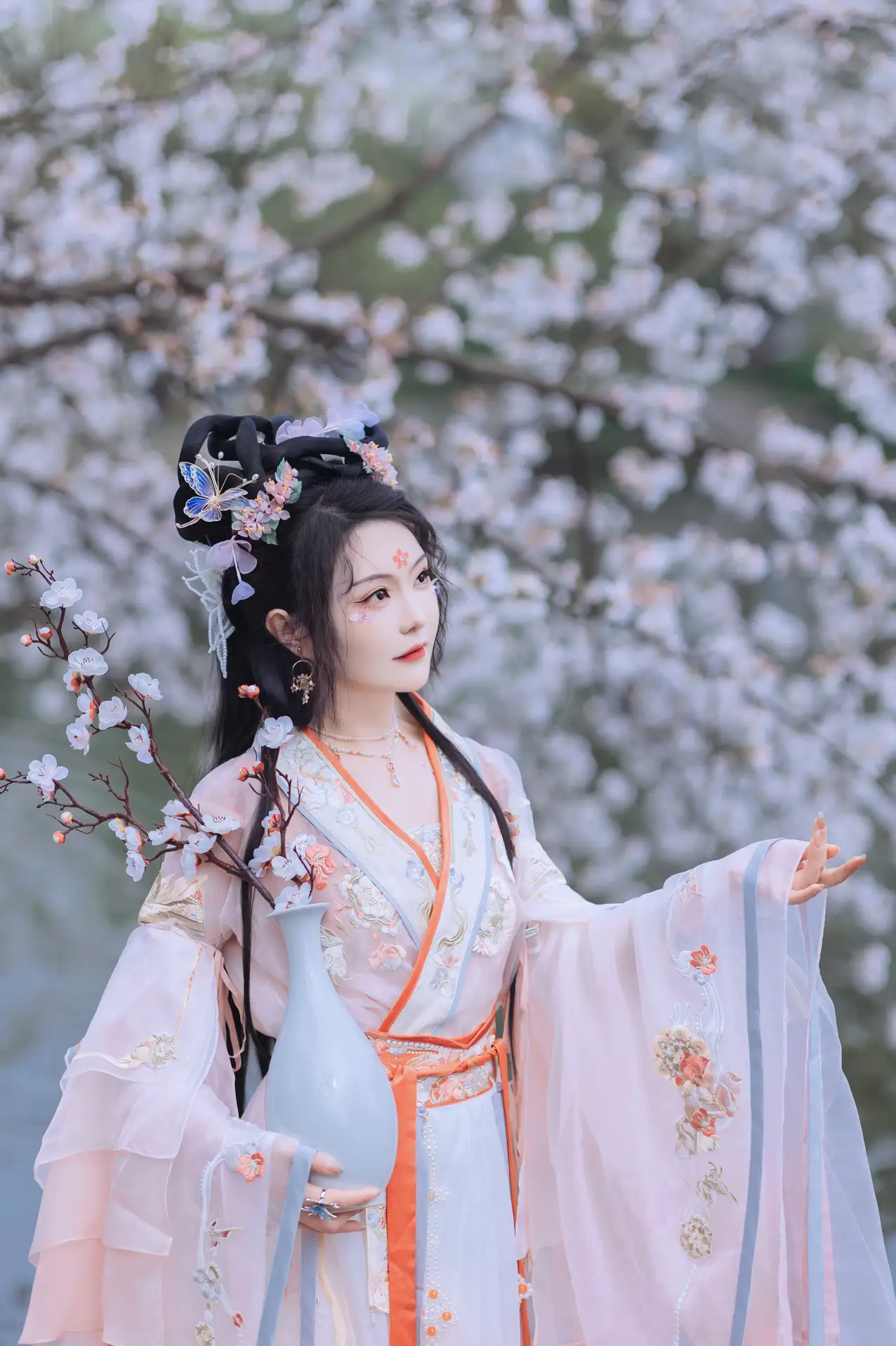 [YITUYU] 2022.06.24 Vol.1273 – Cherry blossom viewing in early spring Lulu haley#[43P]-8