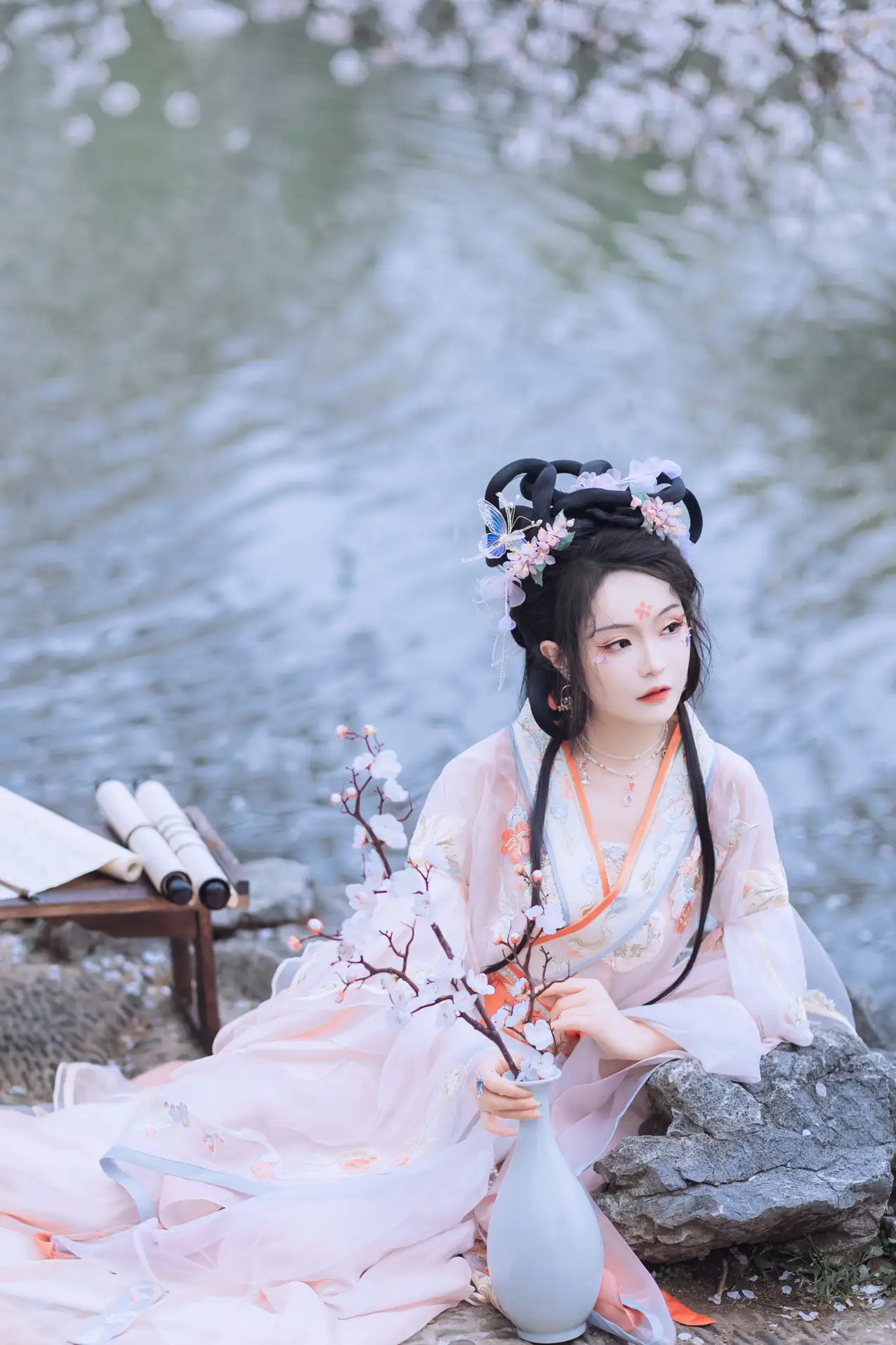 [YITUYU] 2022.06.24 Vol.1273 – Cherry blossom viewing in early spring Lulu haley#[43P]-4