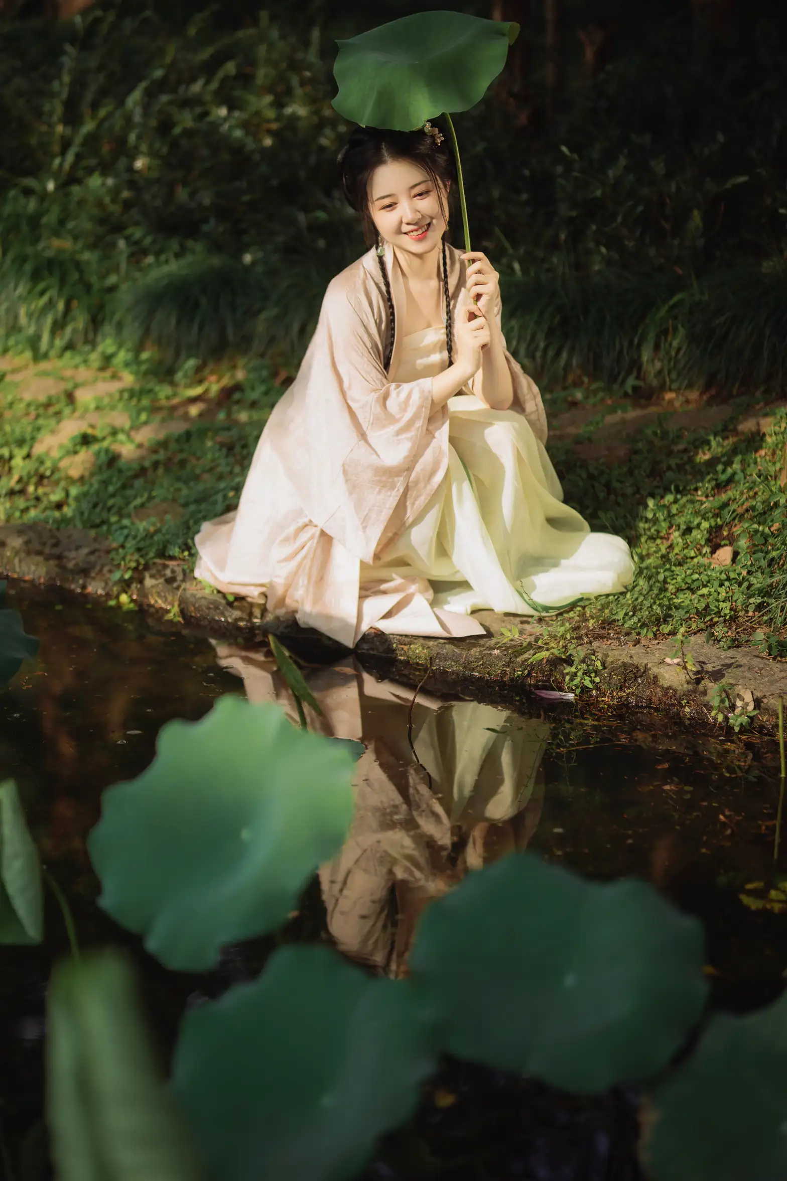 [YITUYU] 2022.02.09 Vol.773 – Lotus Leaf Five-Inch Lotus Flower Luo Xi#[19P]-1