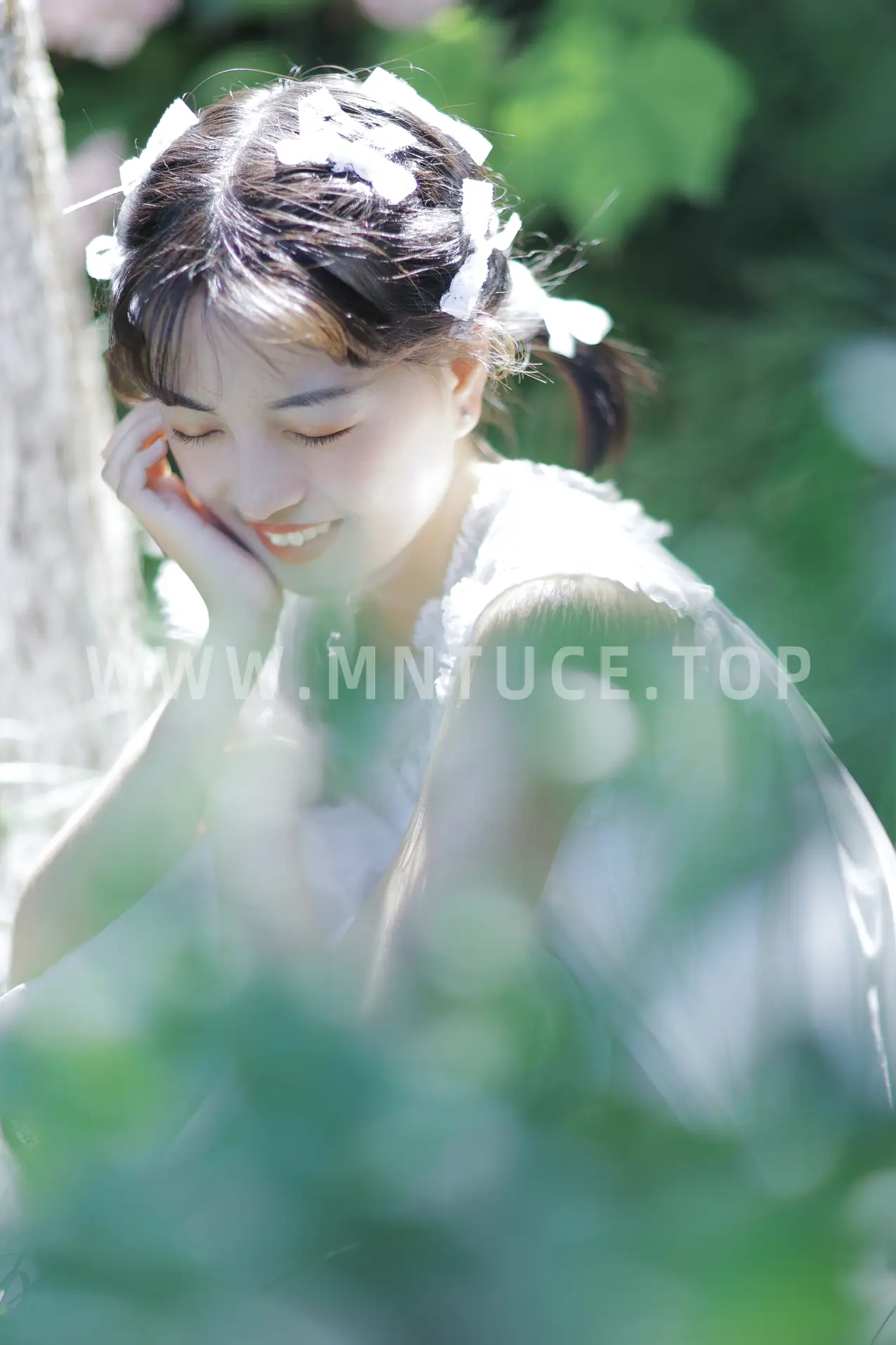 [YITUYU] 2022.05.25 Vol.0979 – Flowers and Girls Xin Yu#[24P]-4