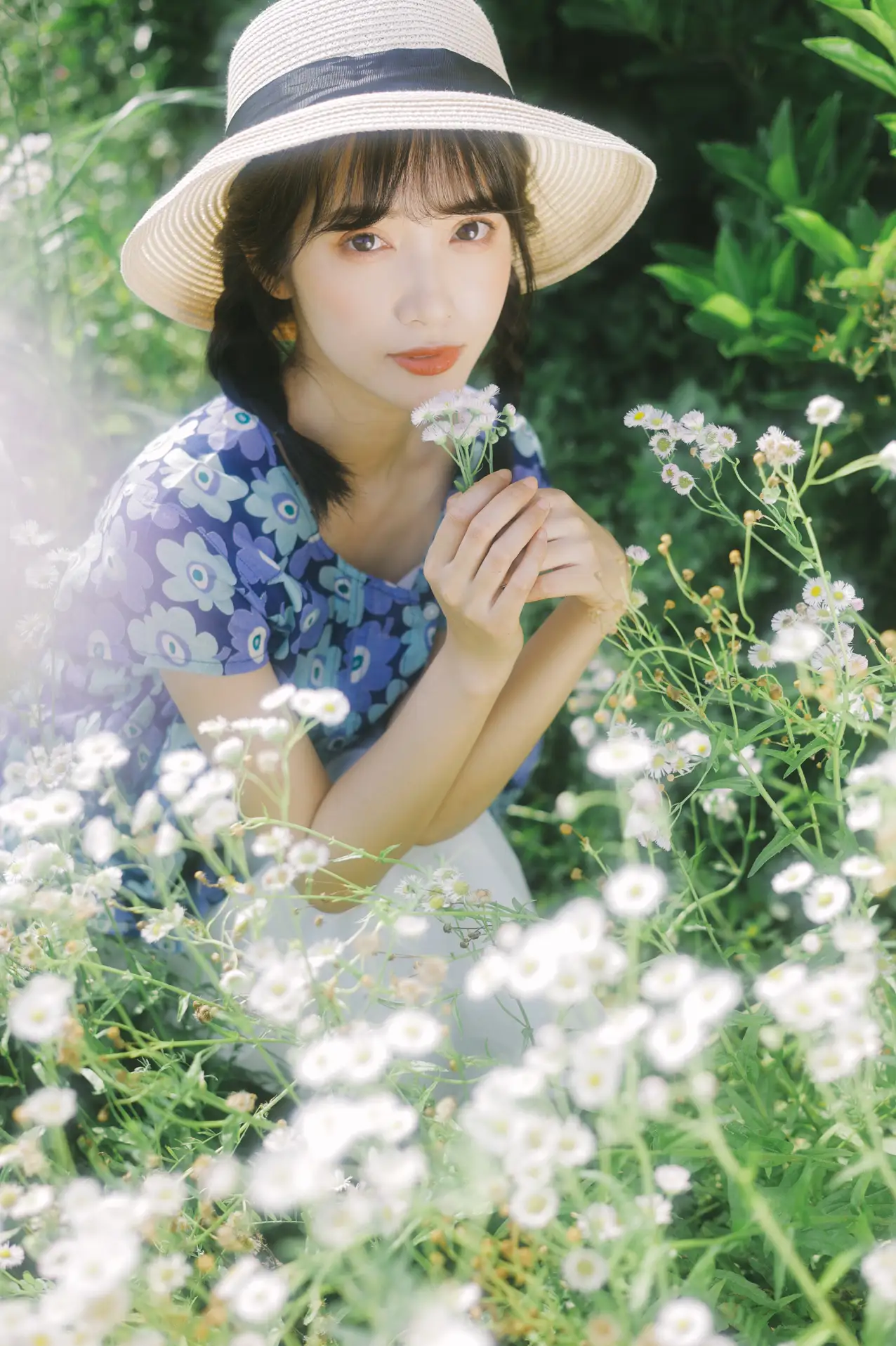 [YITUYU] 2022.07.06 Vol.1393 – The sea of flowers in early summer An Ameng cub#[35P]-1