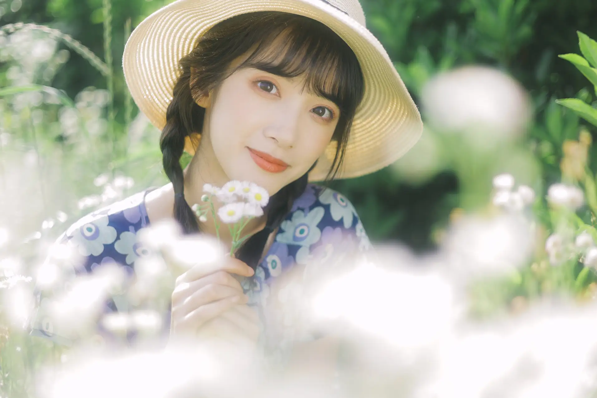 [YITUYU] 2022.07.06 Vol.1393 – The sea of flowers in early summer An Ameng cub#[35P]-2