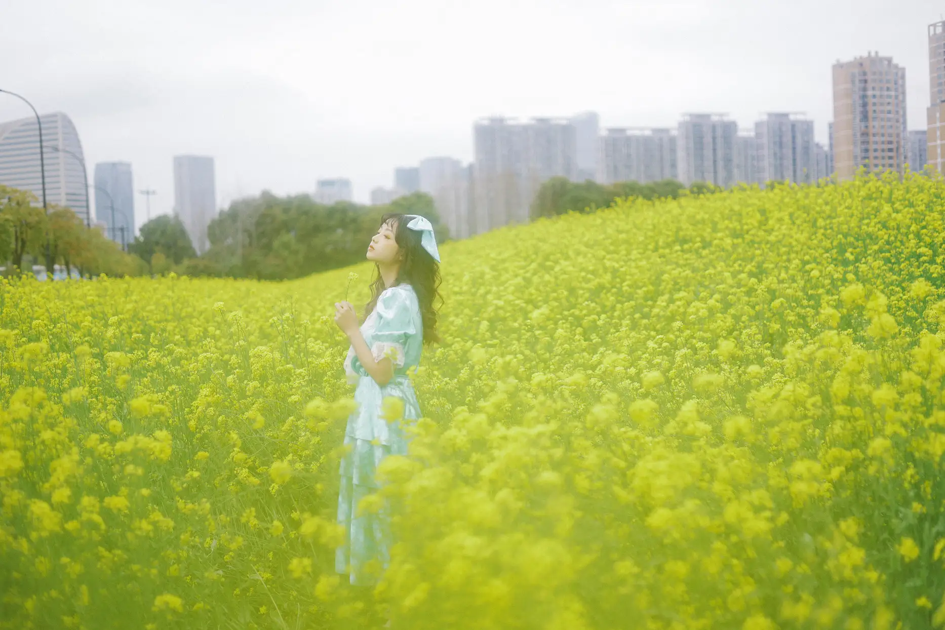 [YITUYU] 2022.05.26 Vol.0990 – Sea of Yellow Flowers flourishing#[24P]-7