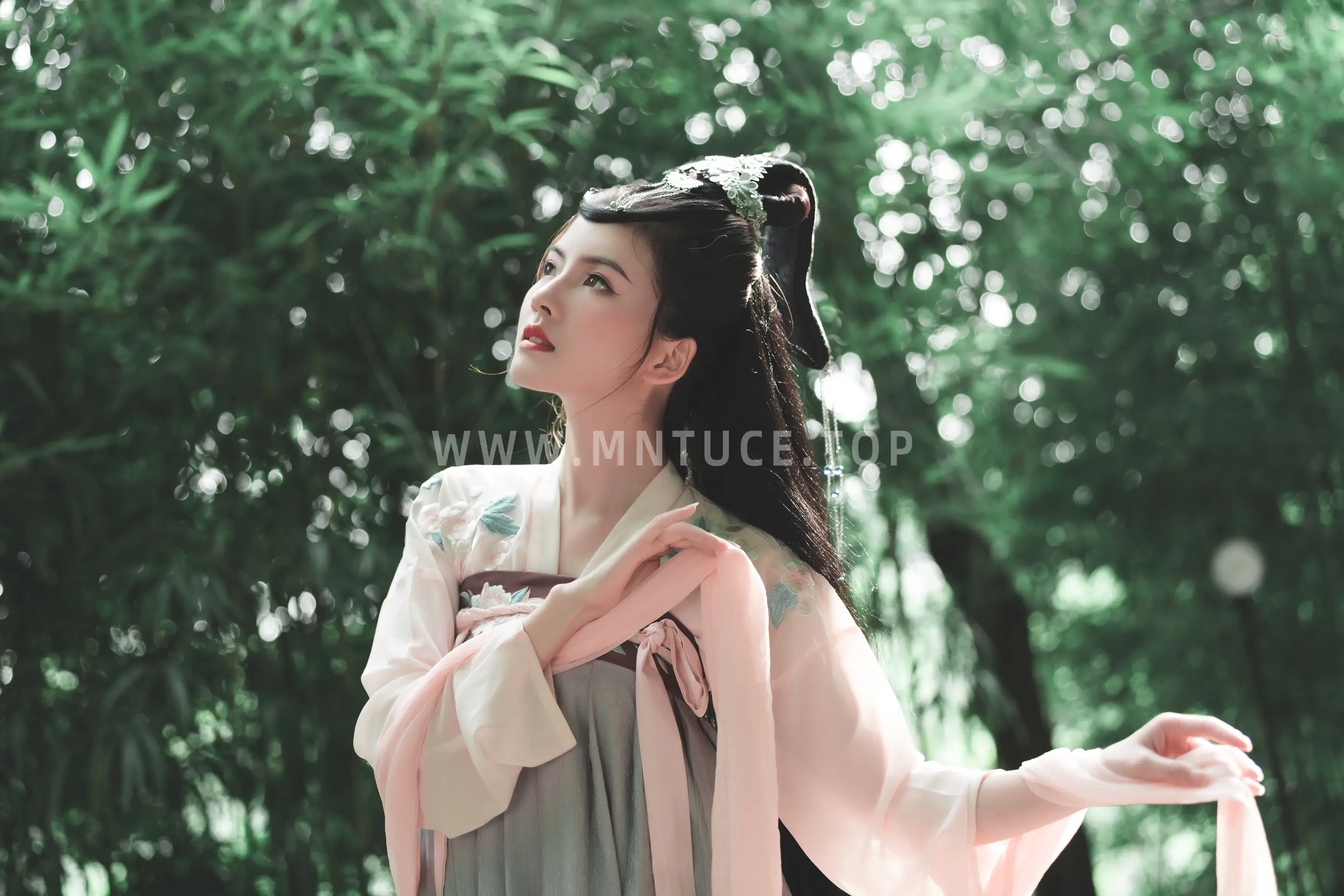 [YITUYU] 2022.06.10 Vol.1142 – Yingge DtifaDing Xiaoni#[29P]-4