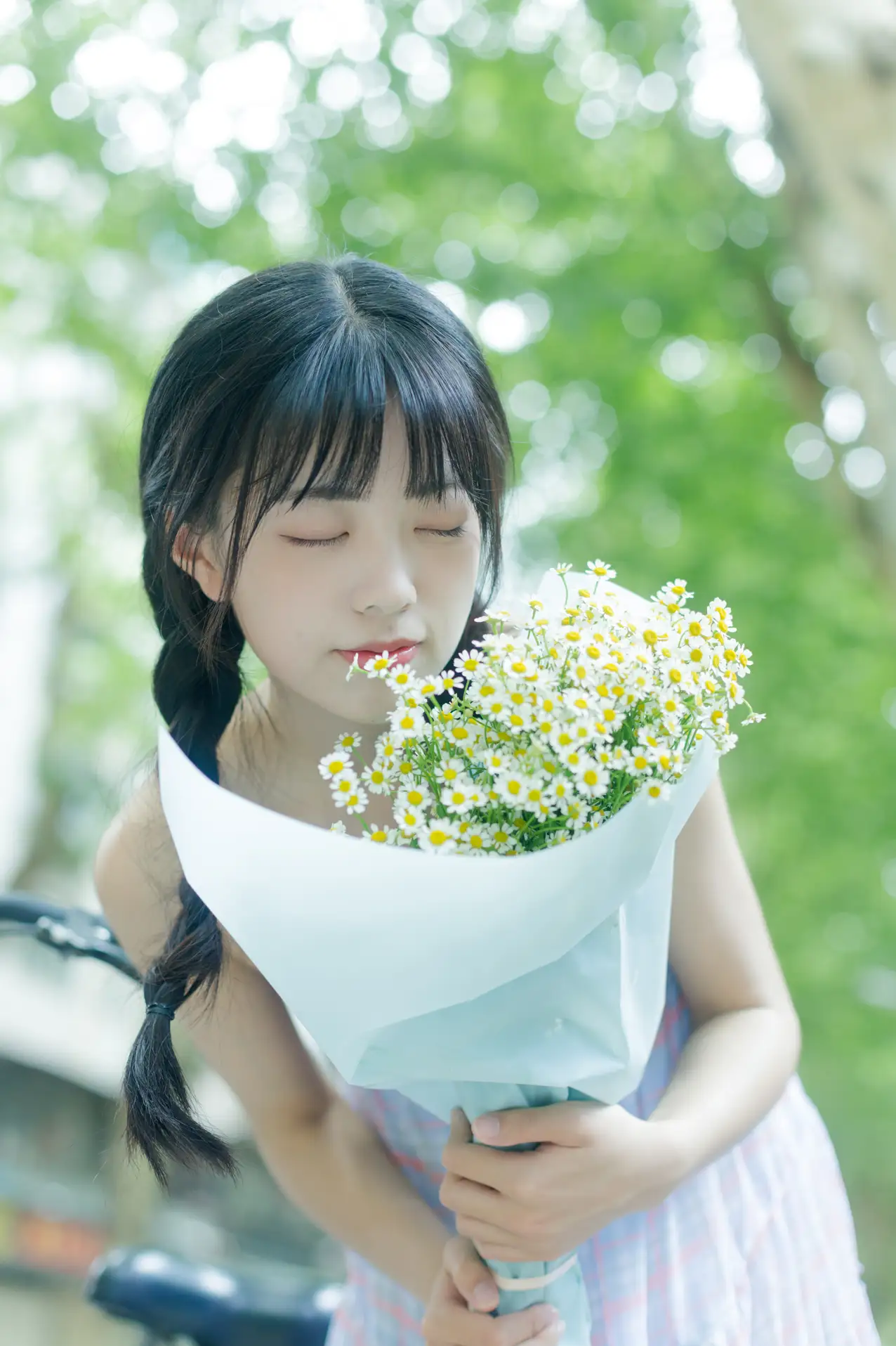 [YITUYU] 2022.08.12 Vol.1688 - Summer is the smell of chamomile Cute bubble#[33P]-3