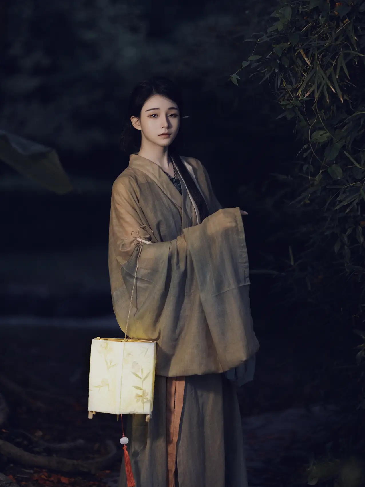 [YITUYU] 2022.07.19 Vol.1526 – Night Journey Autumn water#[34P]-8