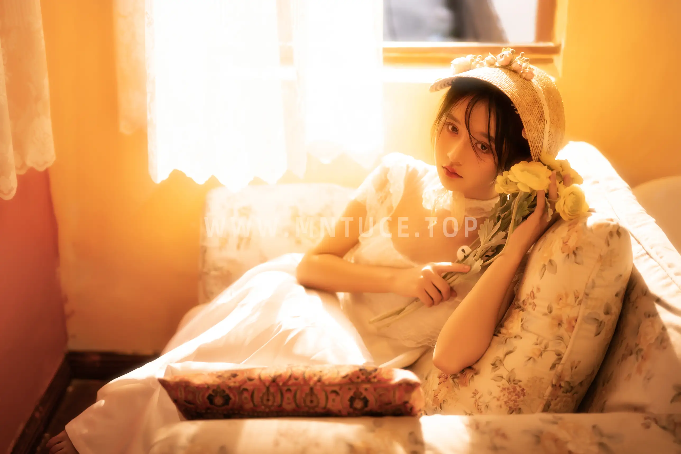 [YITUYU] 2022.06.10 Vol.1138 – Autumn is getting darker Naiwenwen#[29P]-8