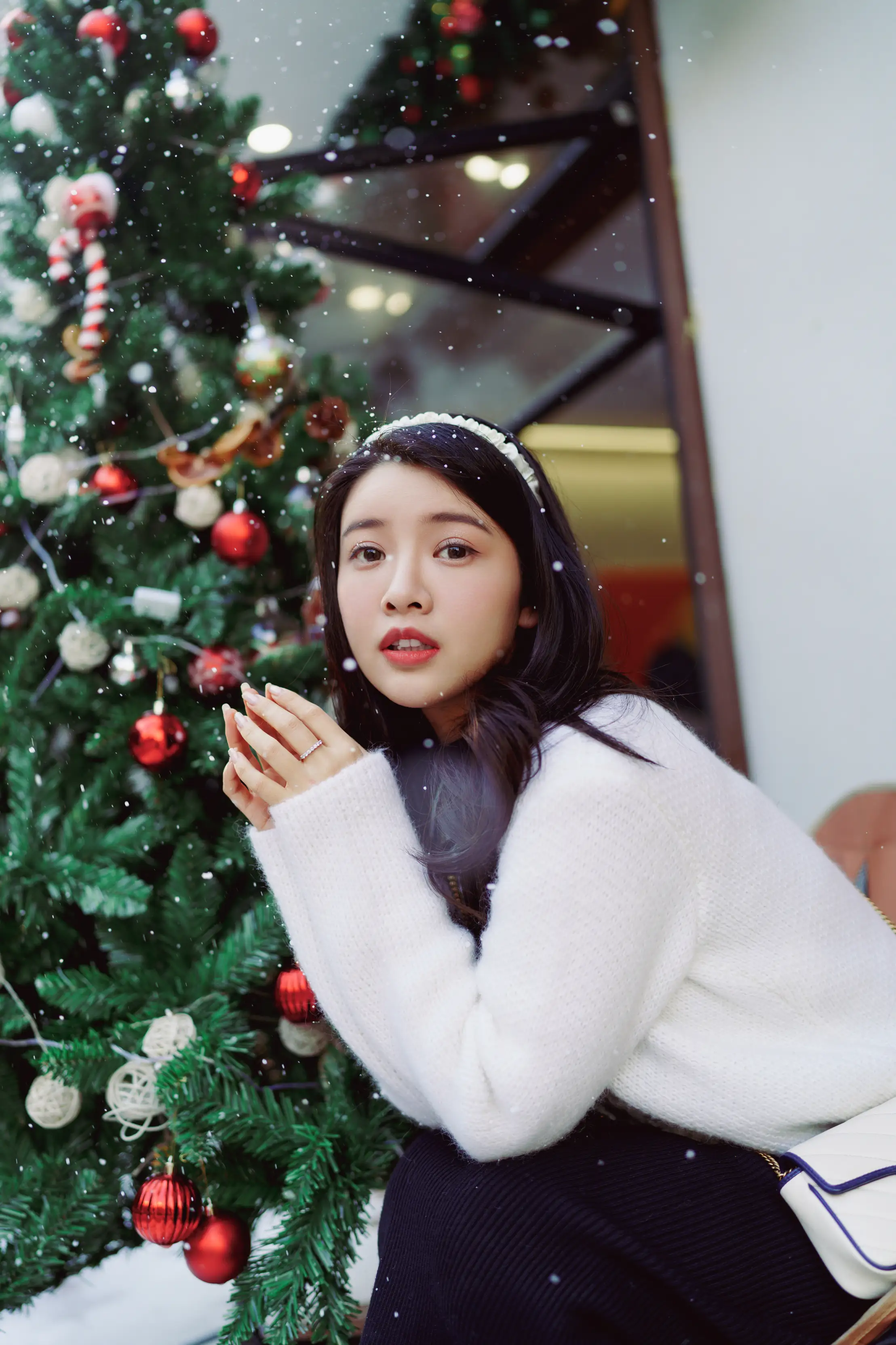 [YITUYU] 2022.01.29 Vol.722 – Jingle Bell, Christmas scenery themed portrait photography Meow meow meow is Jin'er#[61P]-4