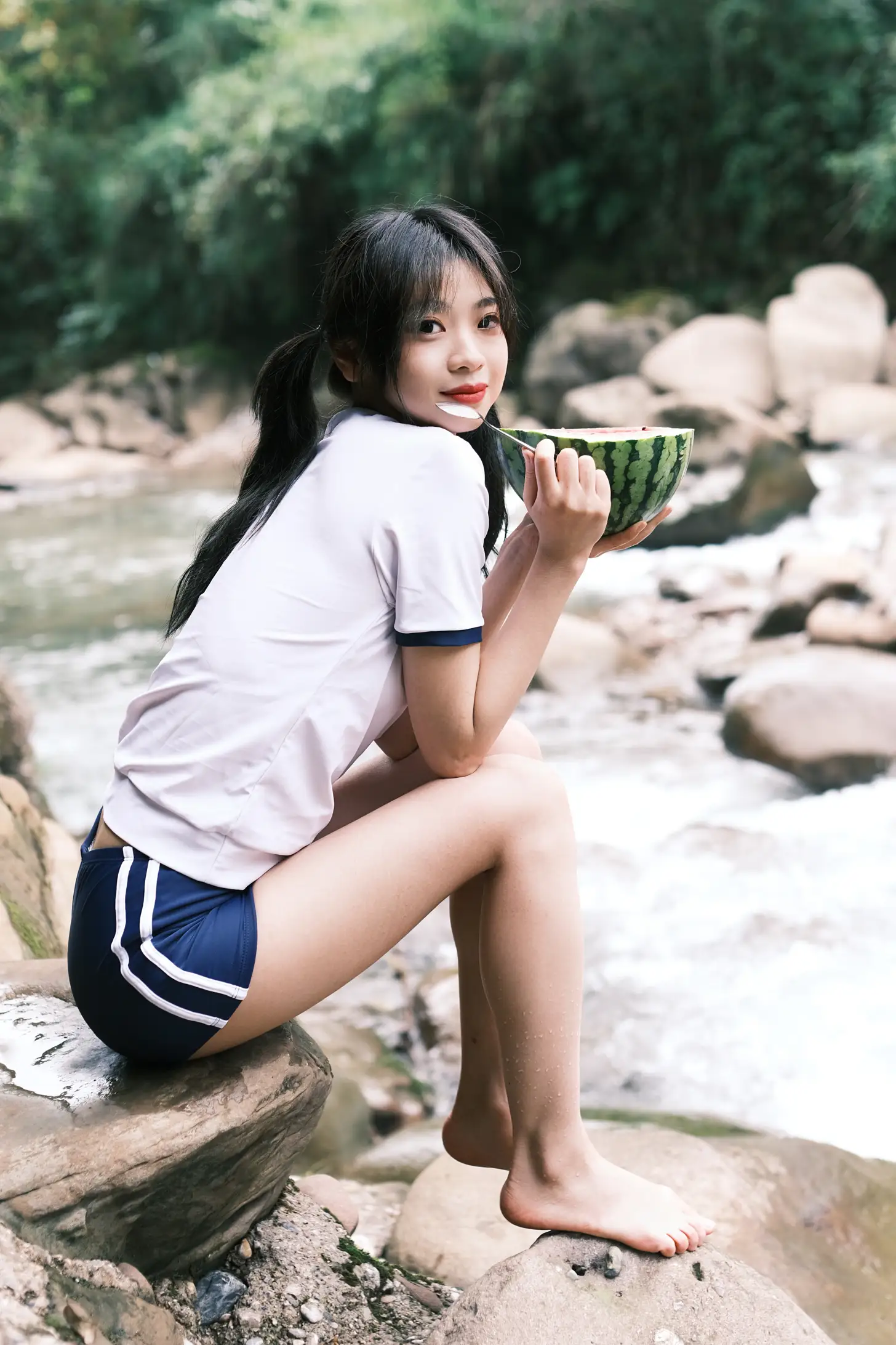 [YITUYU] 2022.05.26 Vol.0991 – Slow Summer pond#[20P]-5