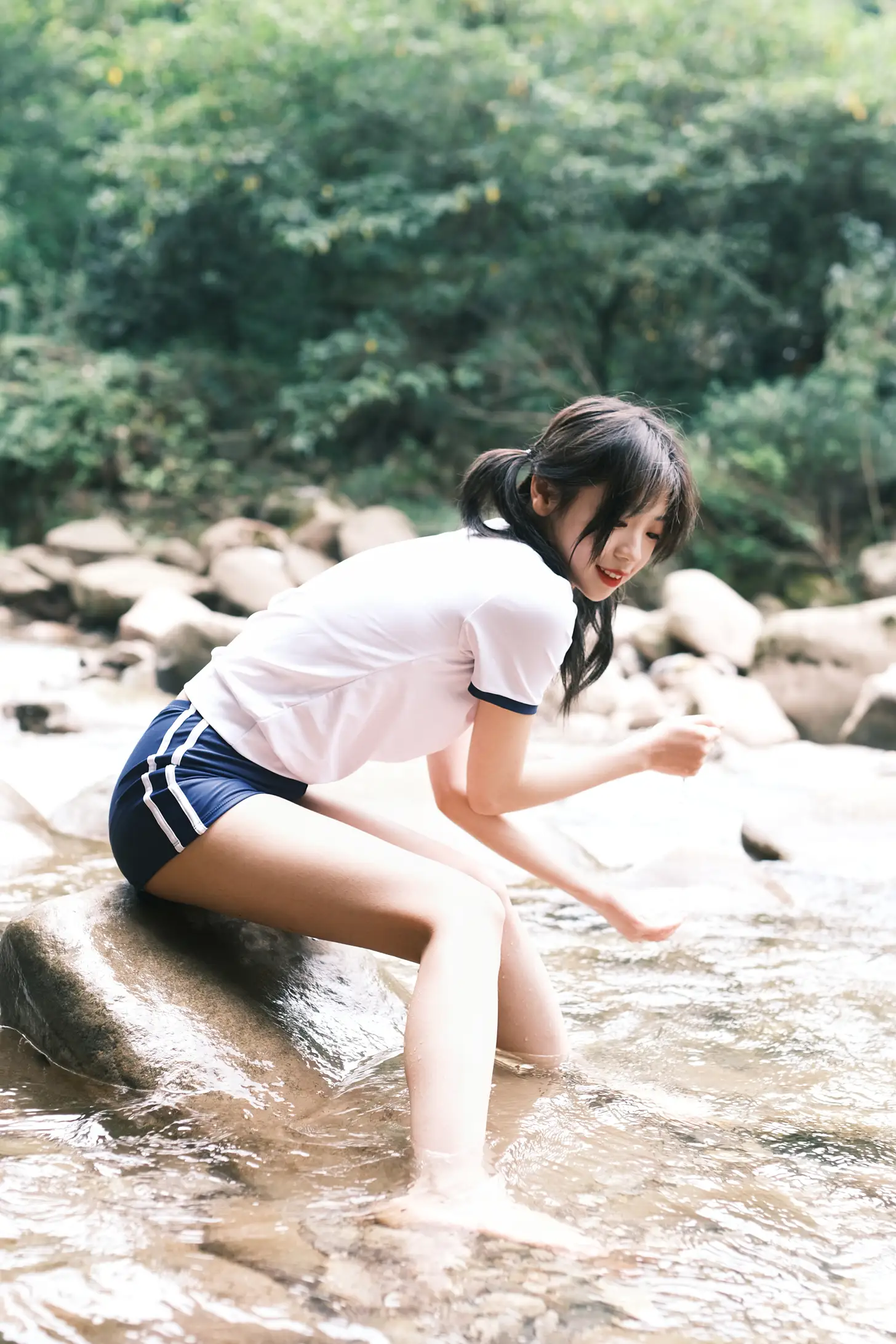 [YITUYU] 2022.05.26 Vol.0991 – Slow Summer pond#[20P]-6