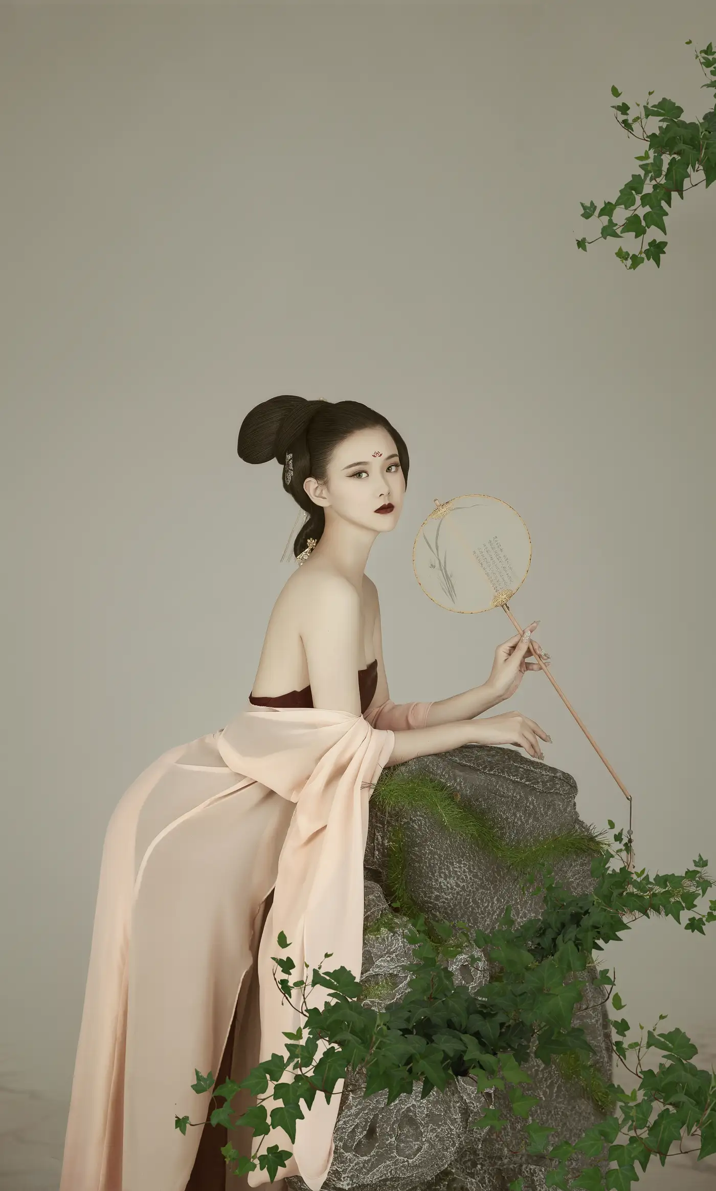 [YITUYU] 2022.02.03 Vol.746 – Folding Light Fan Xin Bao#[23P]-5